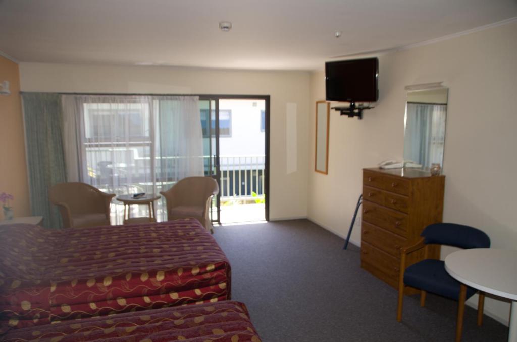 Bay Sands Seafront Studios Paihia Room photo