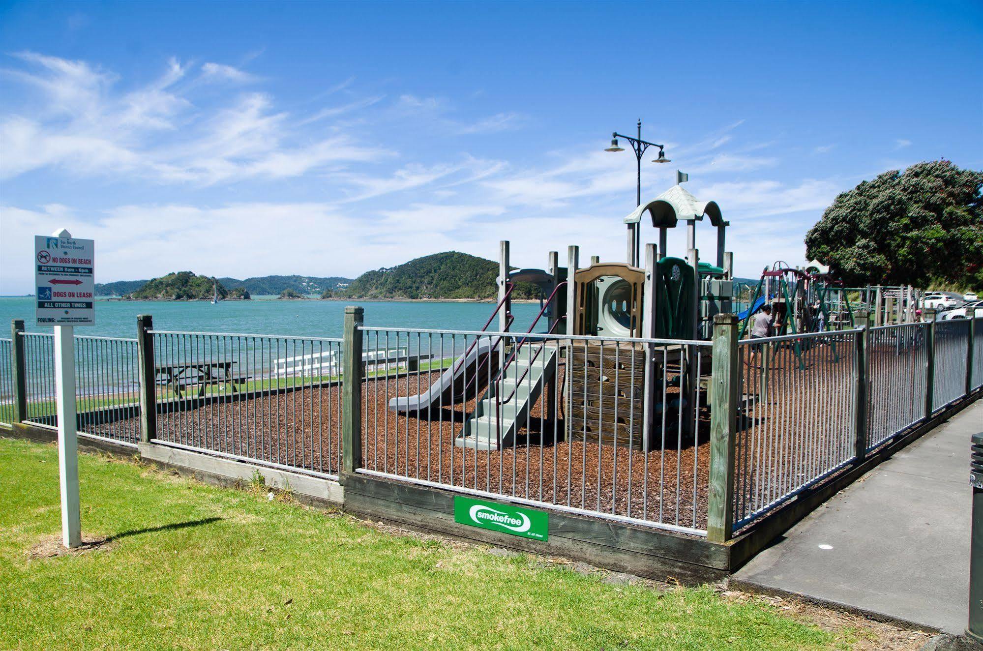 Bay Sands Seafront Studios Paihia Exterior photo